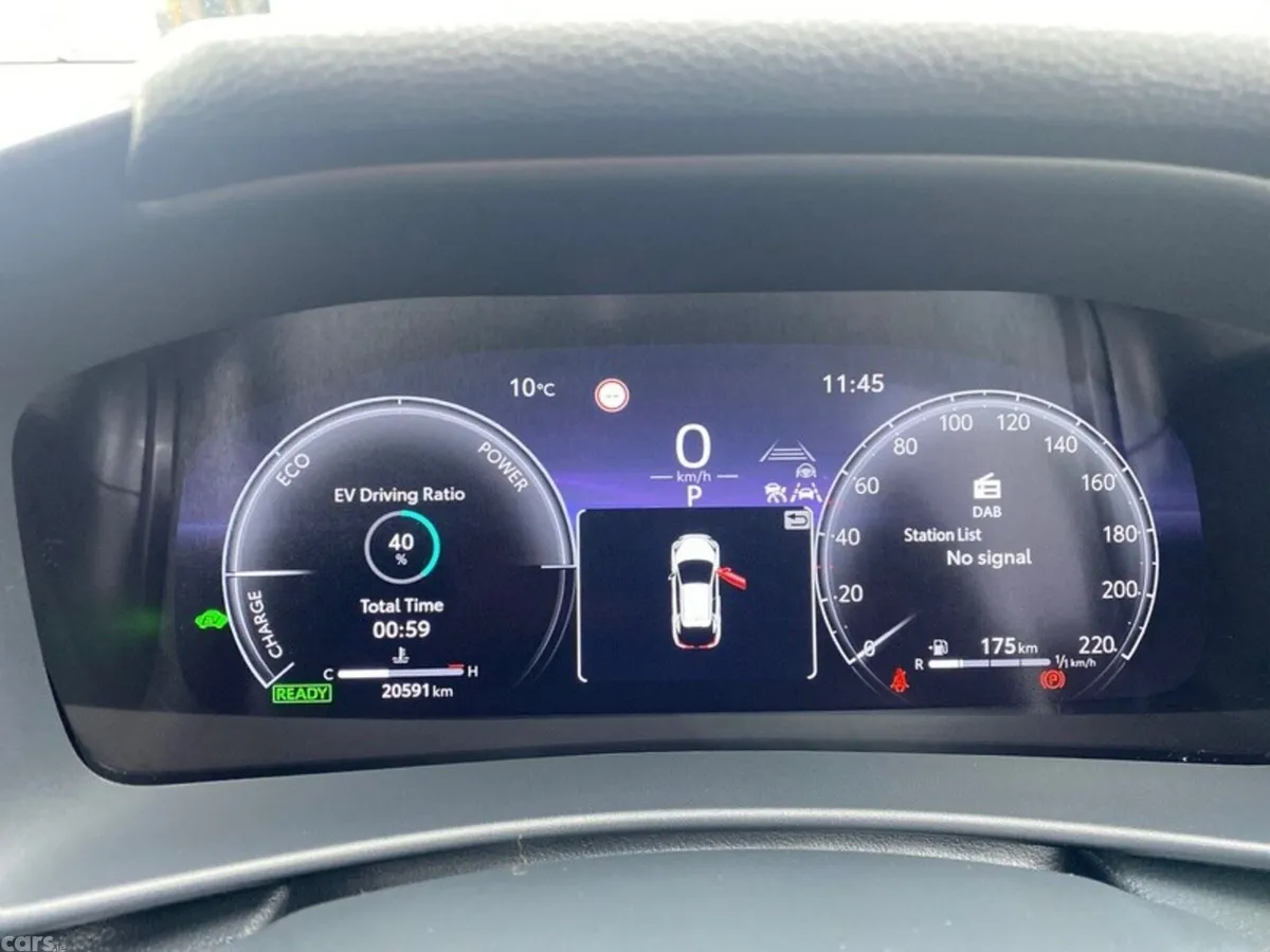 Toyota C-HR SUV, Petrol Hybrid, 2024, Grey