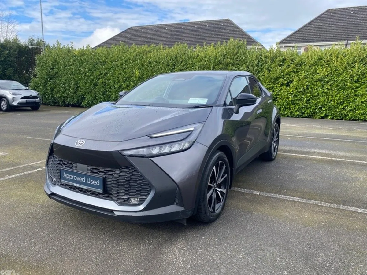 Toyota C-HR SUV, Petrol Hybrid, 2024, Grey