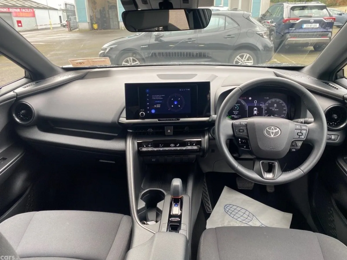 Toyota C-HR SUV, Petrol Hybrid, 2024, Grey