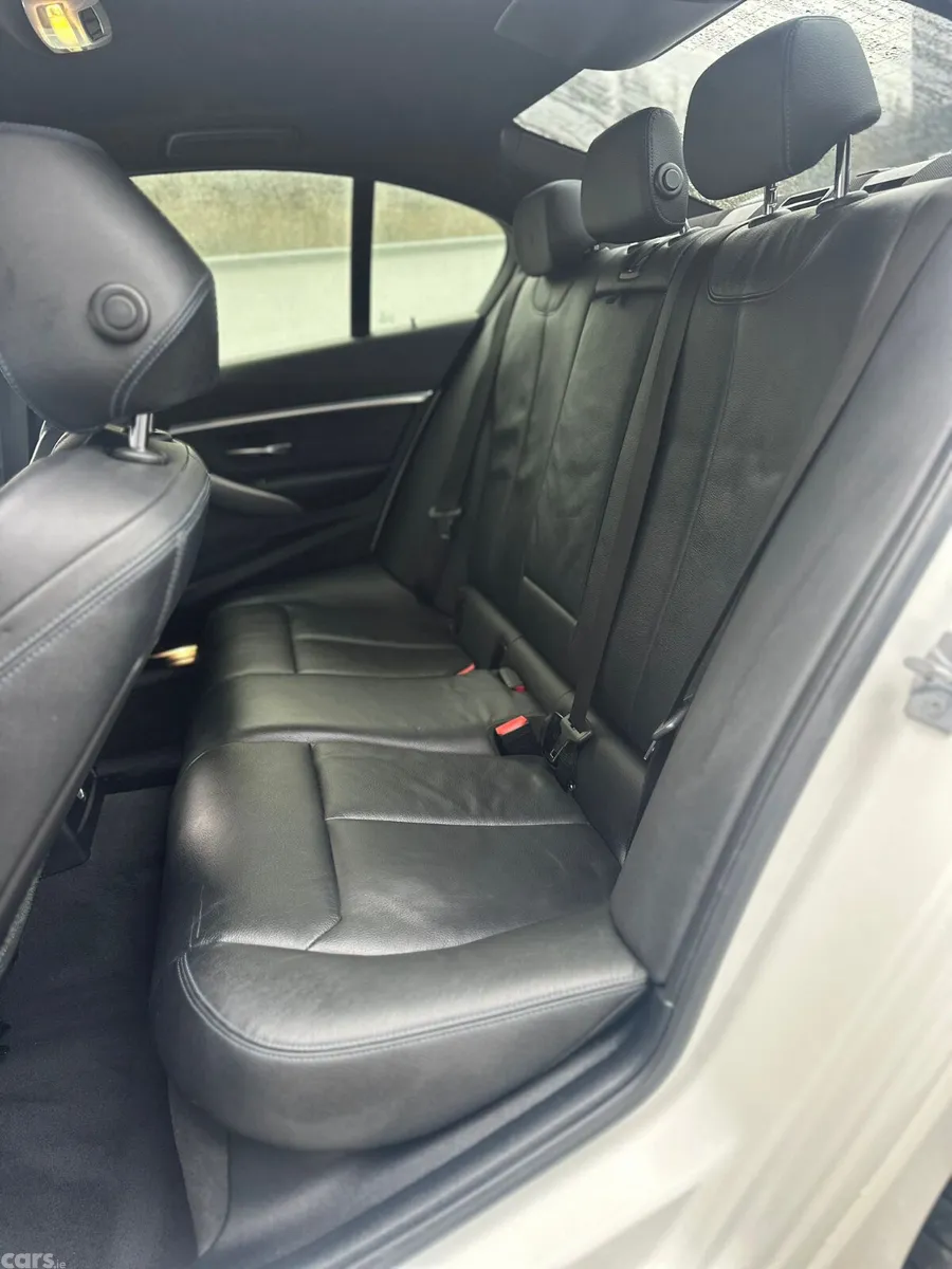 BMW 3-Series Saloon, Diesel, 2018, White