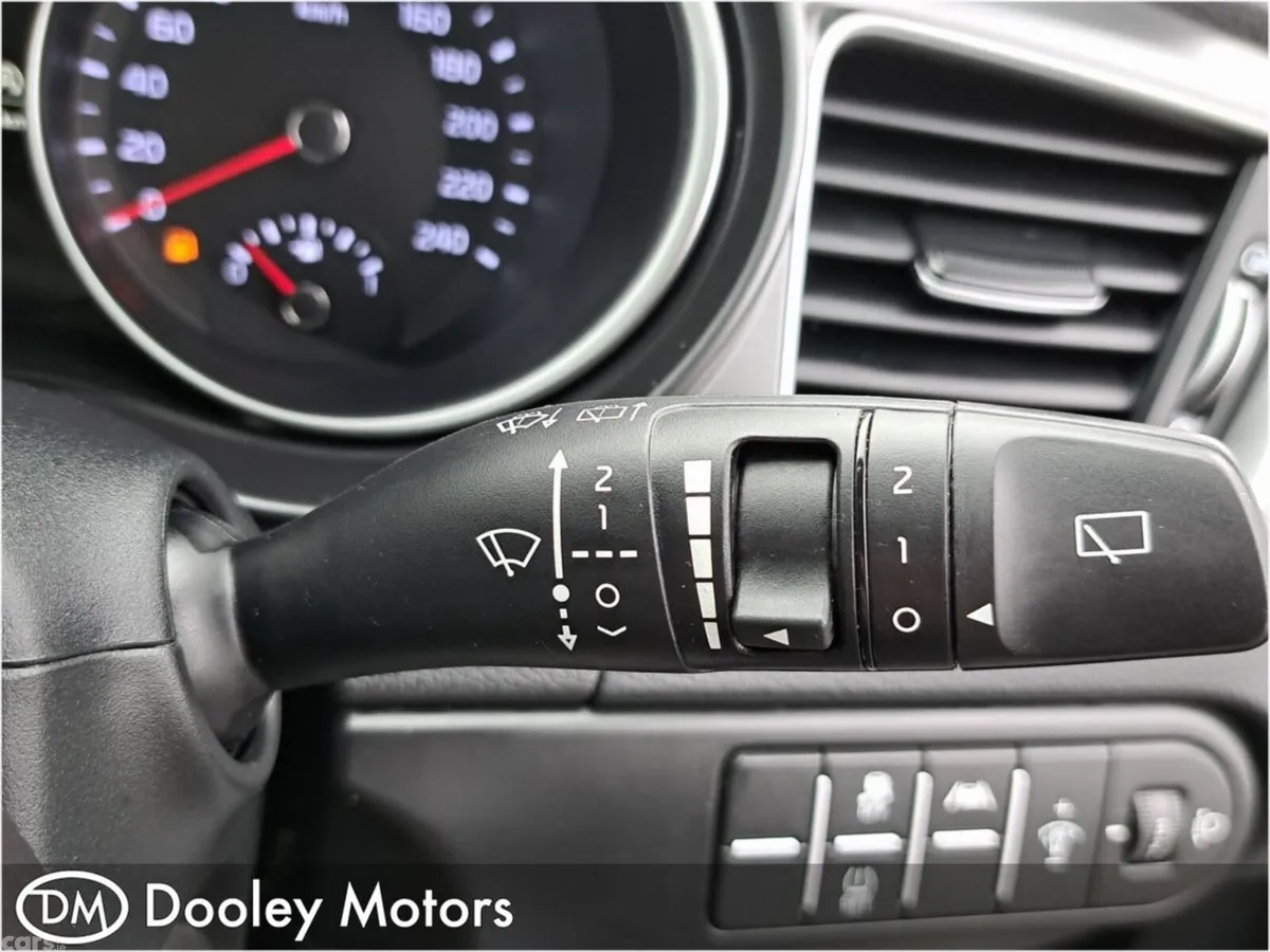 Kia Ceed Hatchback, Diesel Hybrid, 2024, Black