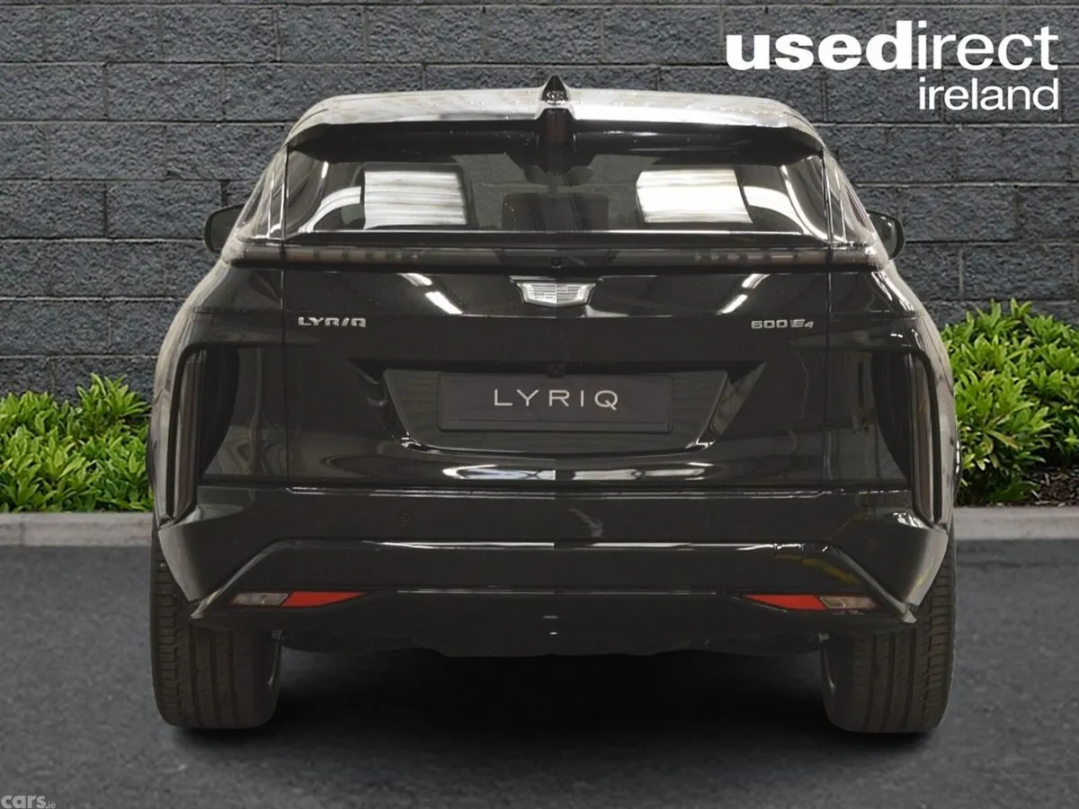 Cadillac Lyriq Hatchback, Electric, 2026, Black