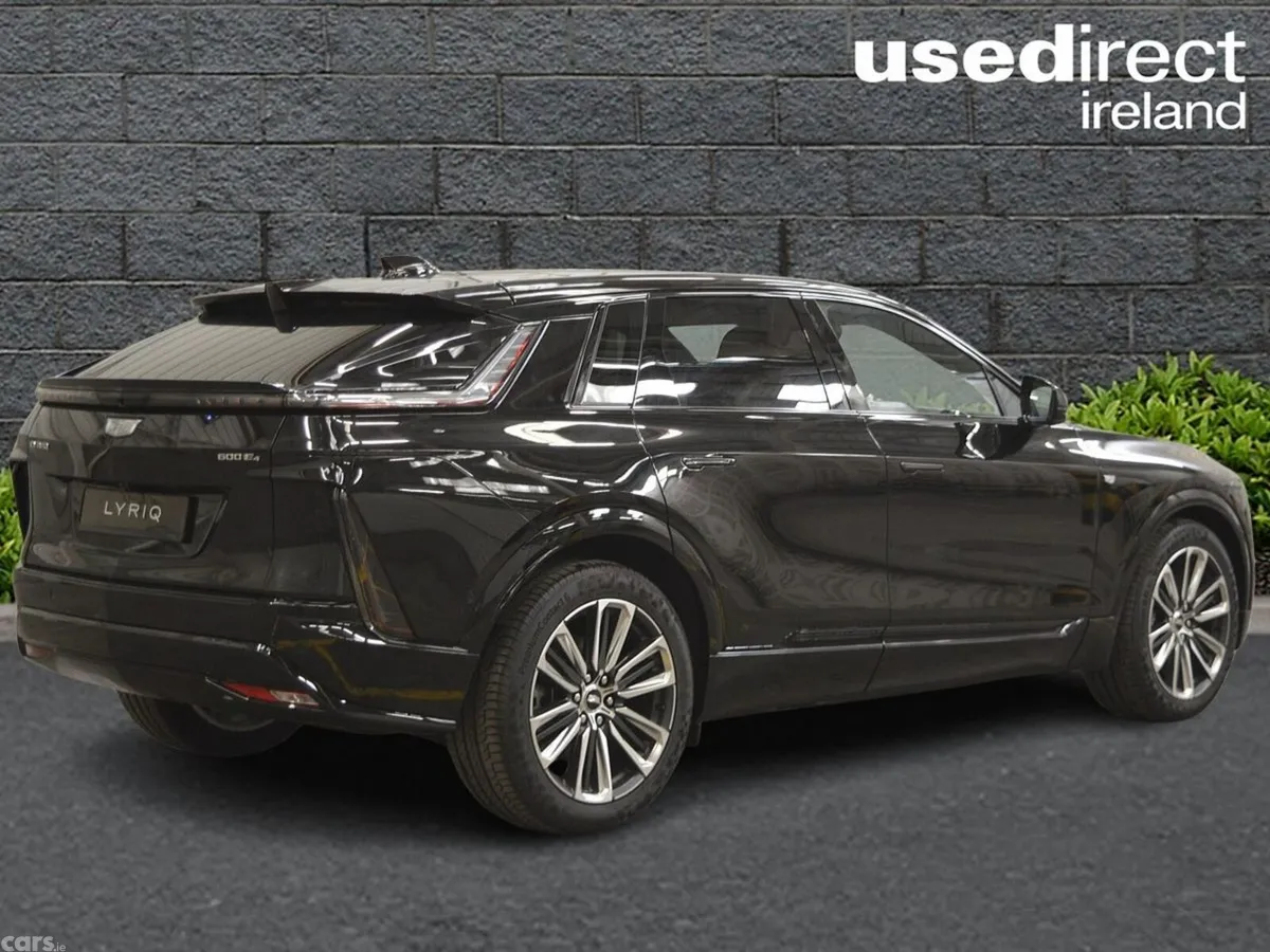 Cadillac Lyriq Hatchback, Electric, 2026, Black
