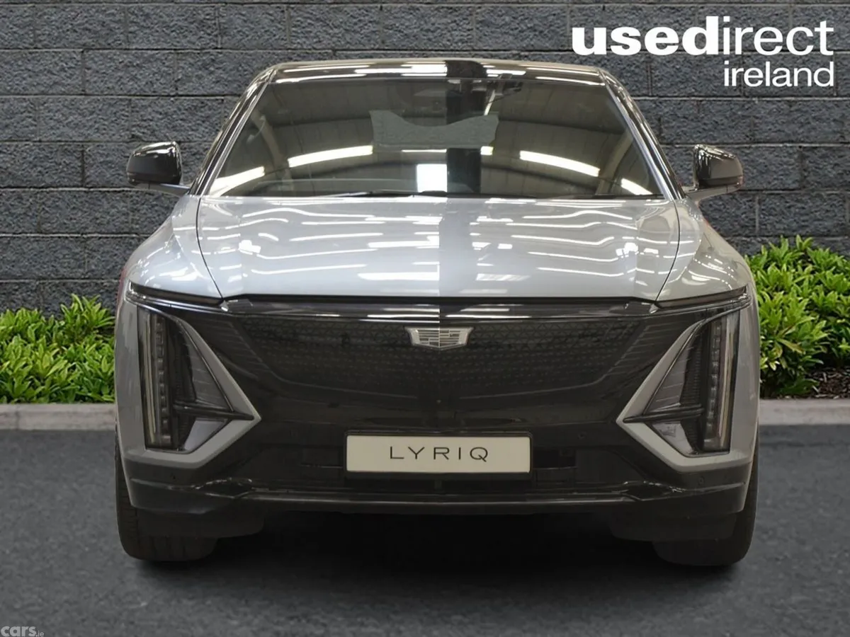 Cadillac Lyriq Hatchback, Electric, 2026, Silver