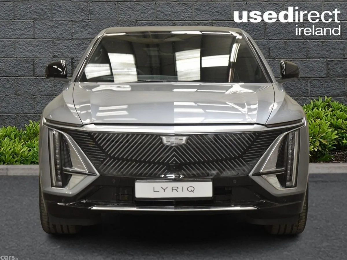 Cadillac Lyriq Hatchback, Electric, 2026, Silver