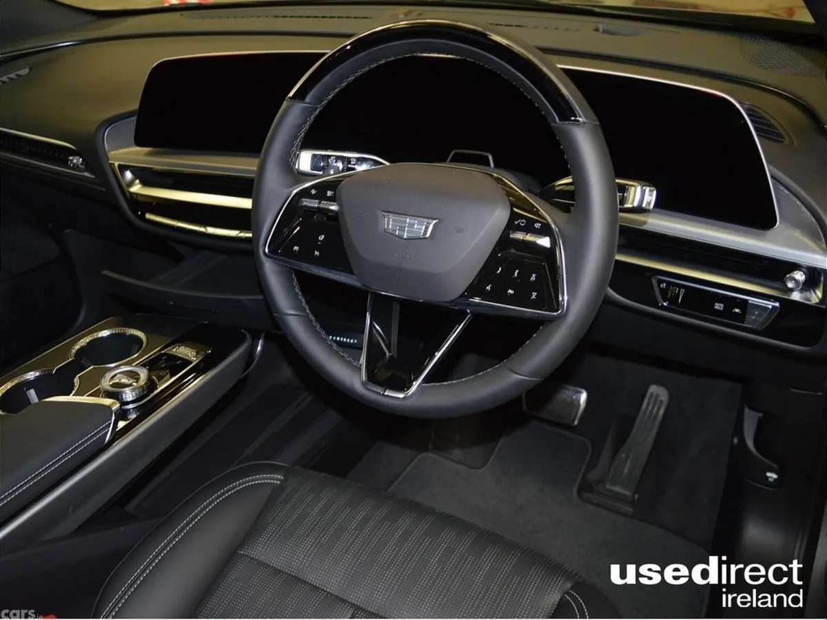 Cadillac Lyriq Hatchback, Electric, 2026, Silver