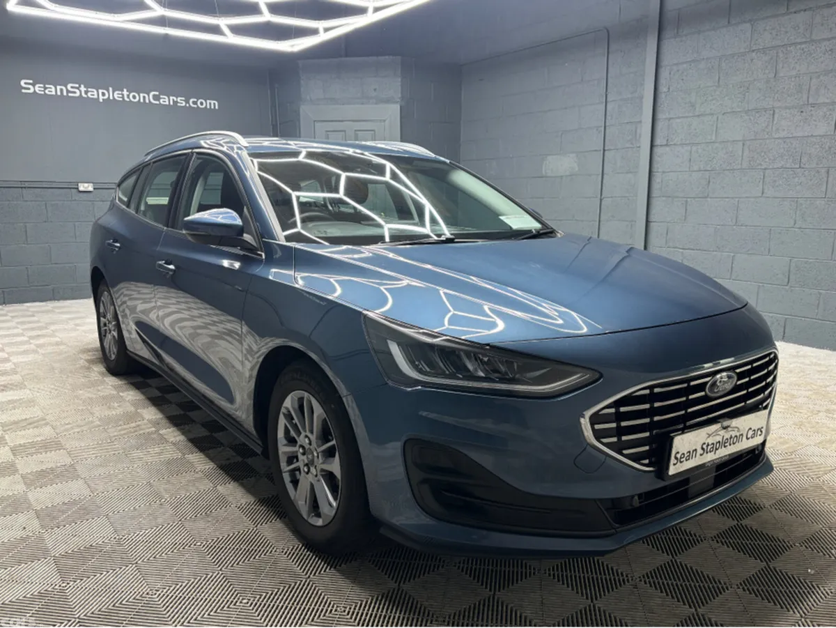Ford Focus Estate, Petrol, 2023, Blue