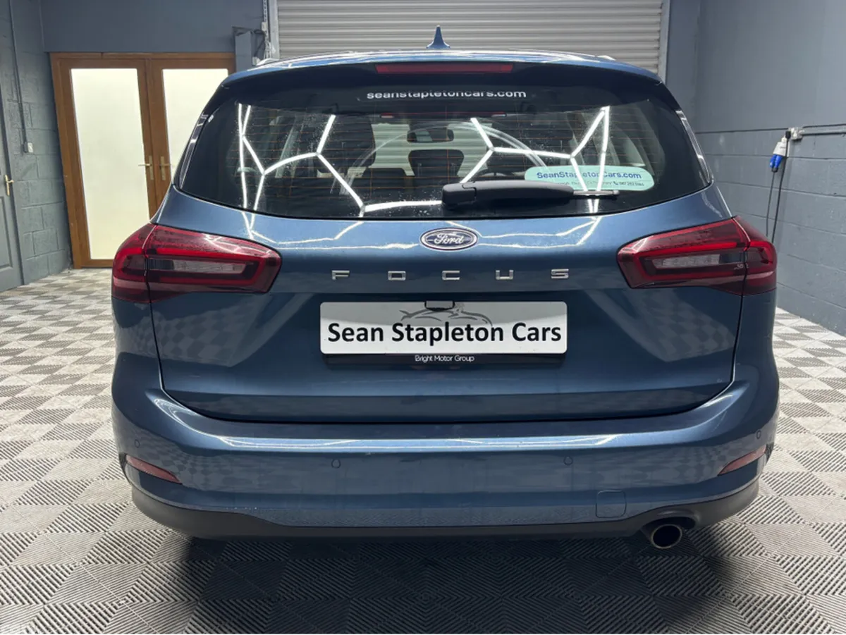 Ford Focus Estate, Petrol, 2023, Blue