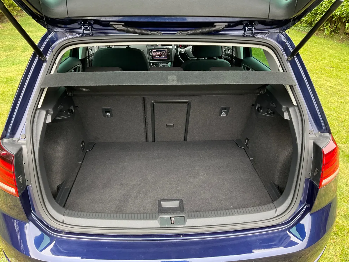 Volkswagen Golf Hatchback, Diesel, 2019, Blue
