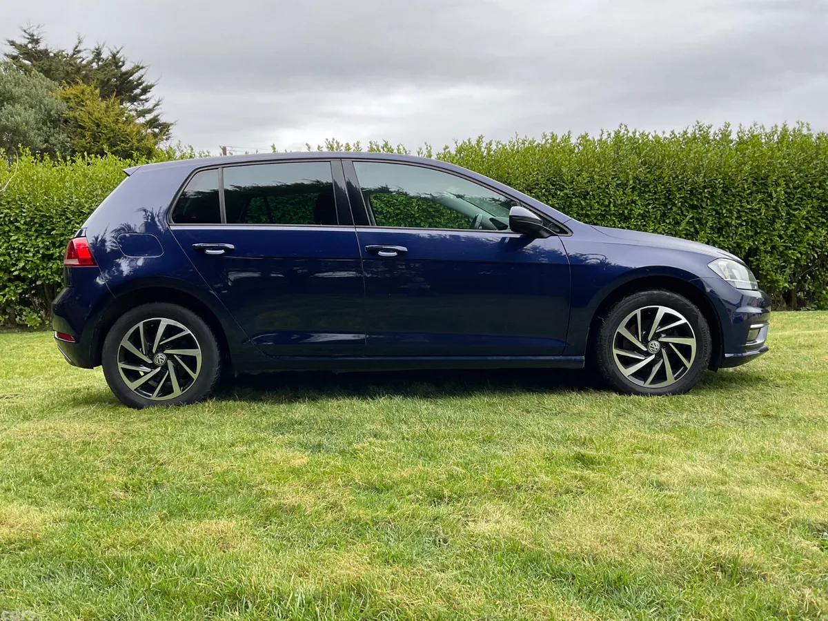 Volkswagen Golf Hatchback, Diesel, 2019, Blue