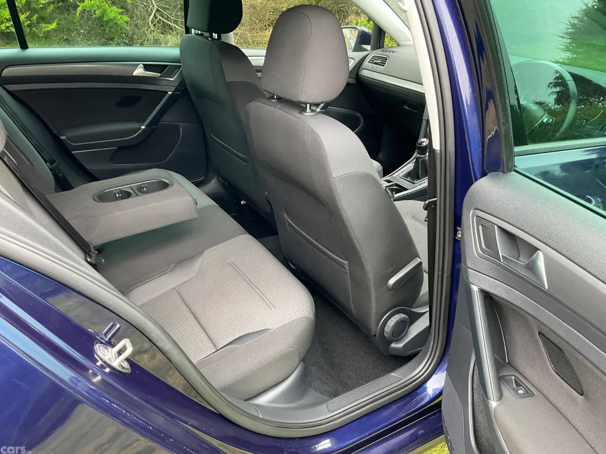 Volkswagen Golf Hatchback, Diesel, 2019, Blue
