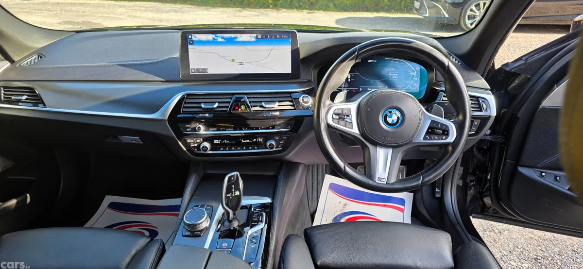 BMW 5-Series Saloon, Petrol Plug-in Hybrid, 2022, Black