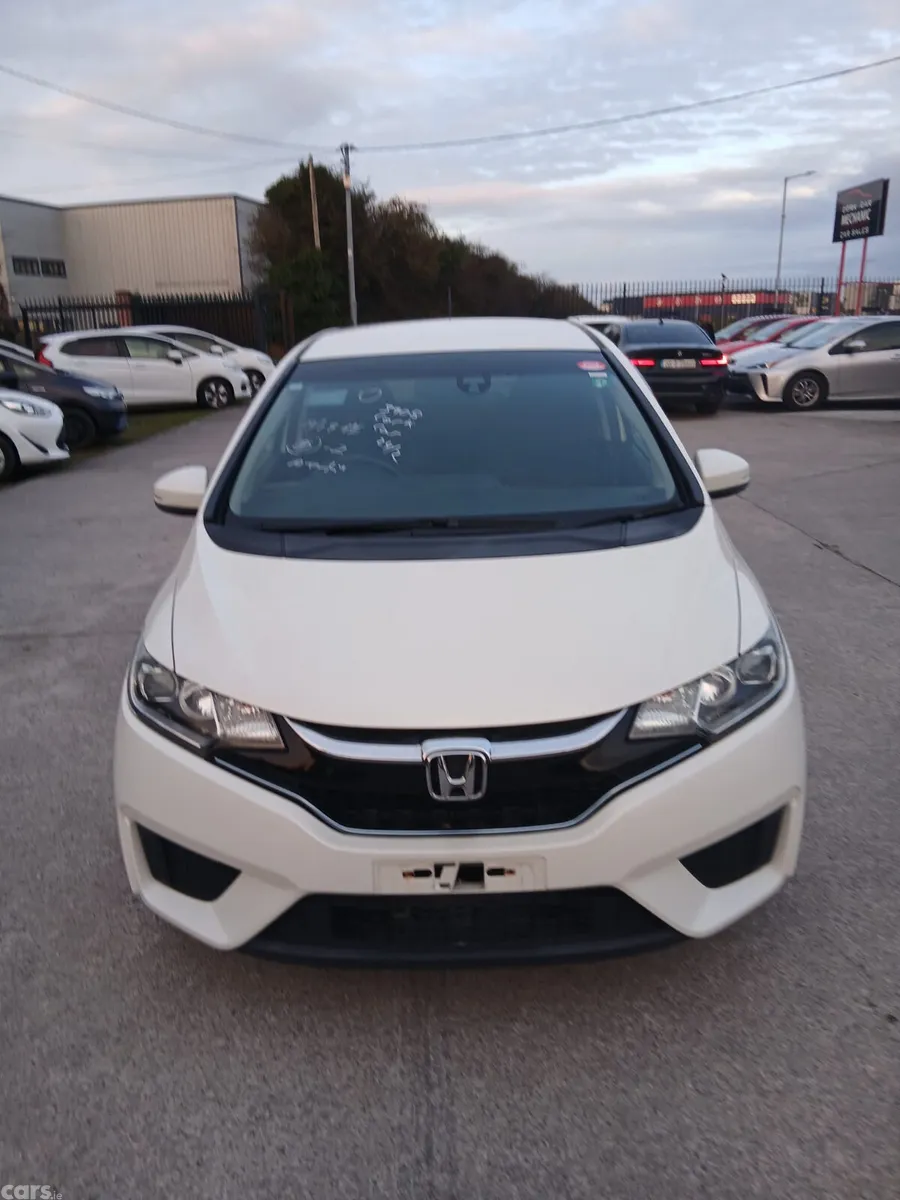 Honda Fit Hatchback, Petrol Hybrid, 2016, White