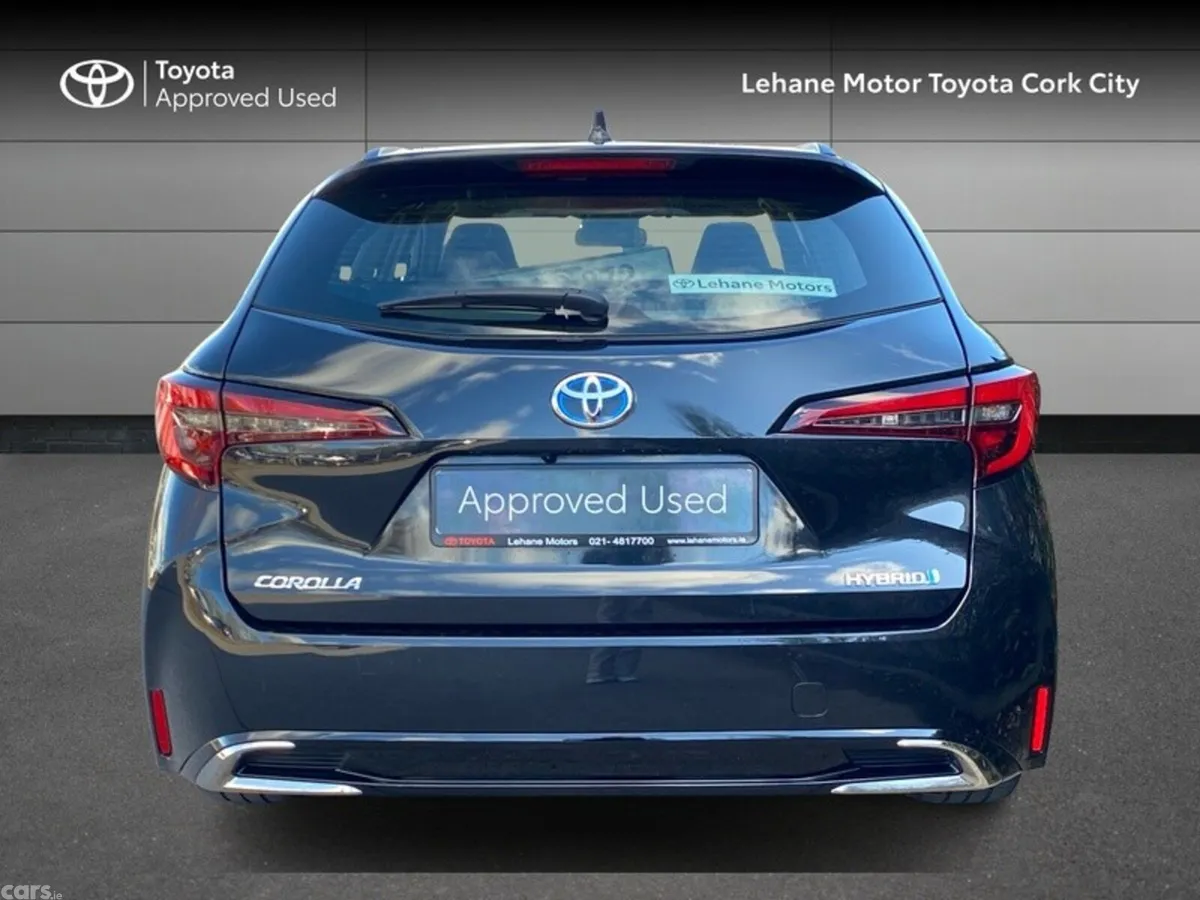 Toyota Corolla Estate, Petrol Hybrid, 2024, Black