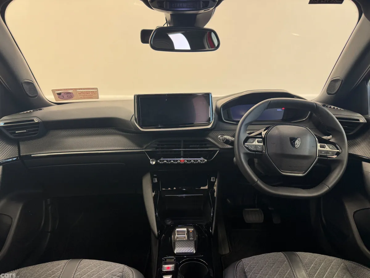 Peugeot 2008 MPV, Electric, 2025, Red