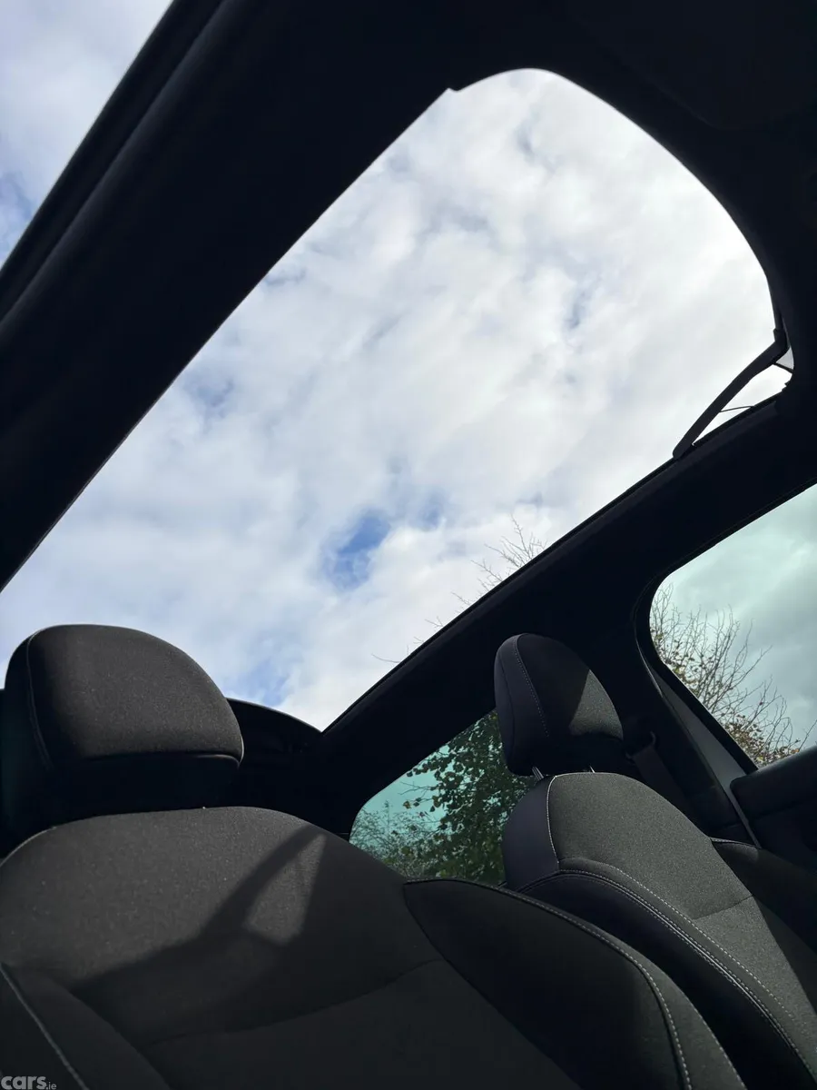 Citroen DS 3 Convertible, Petrol, 2016, White