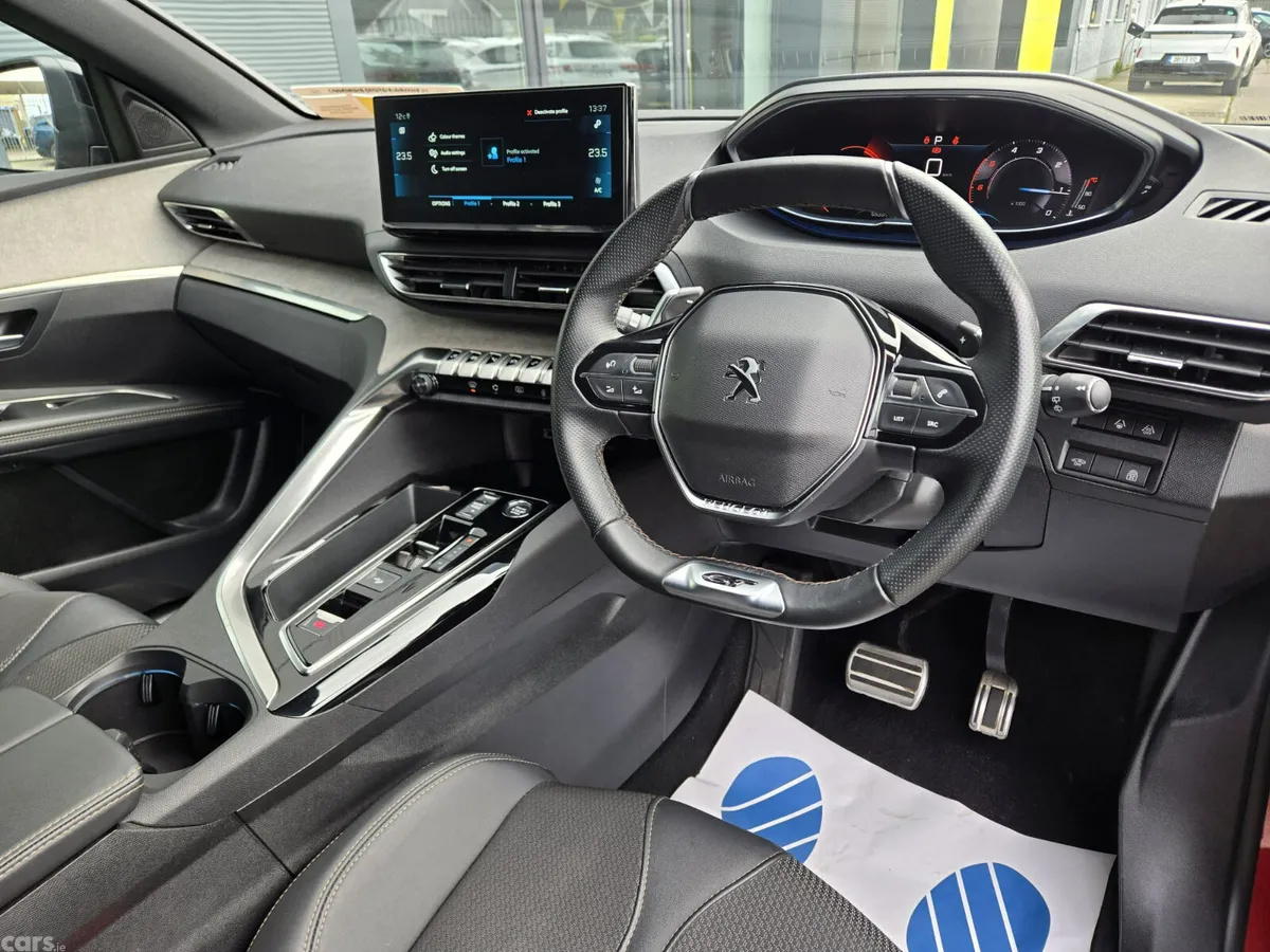 Peugeot 3008 MPV, Diesel, 2024, Red