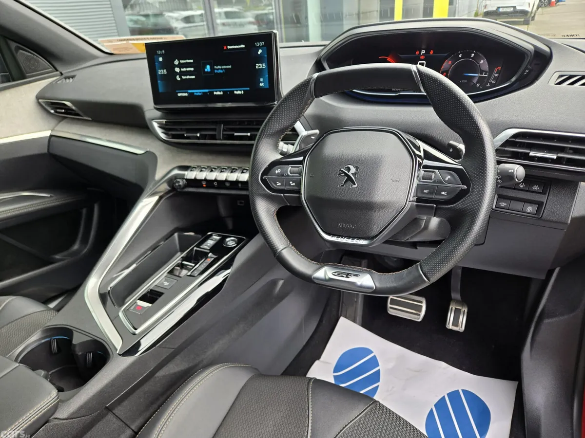 Peugeot 3008 MPV, Diesel, 2024, Red