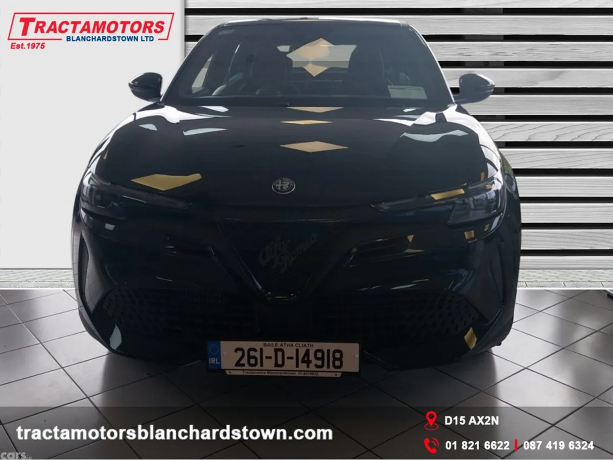 Alfa Romeo Junior Hatchback, Petrol Hybrid, 2026, Black