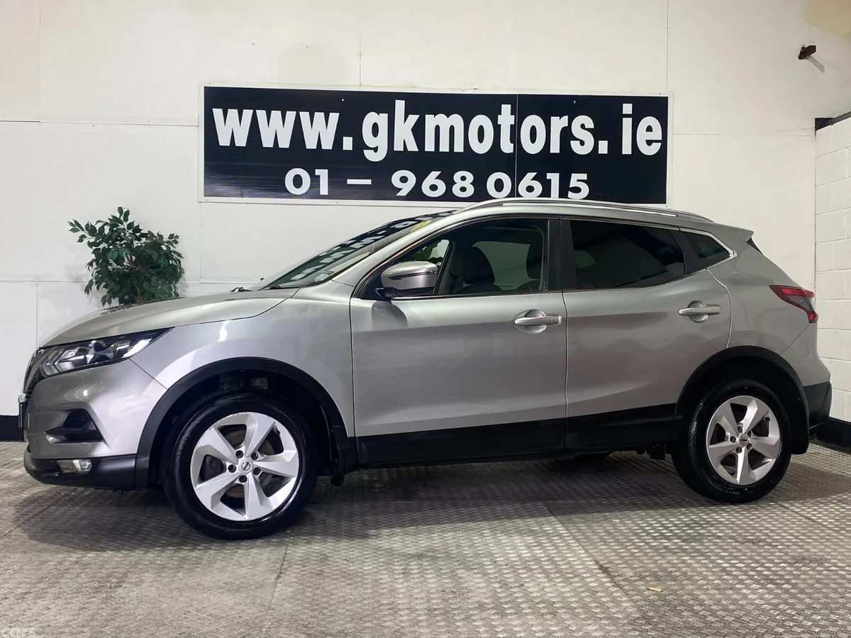 Nissan Qashqai MPV, Diesel, 2019, Grey