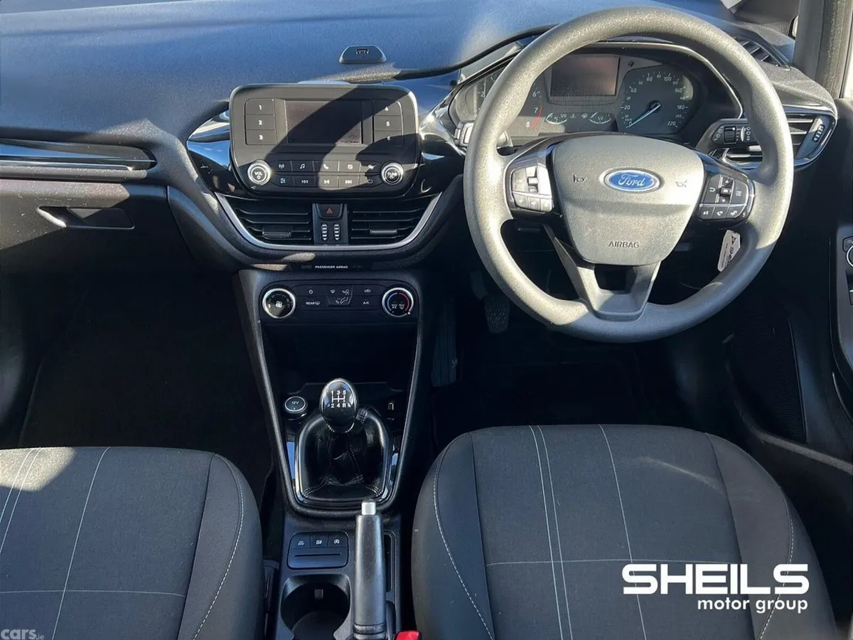 Ford Fiesta Hatchback, Petrol, 2018, Grey