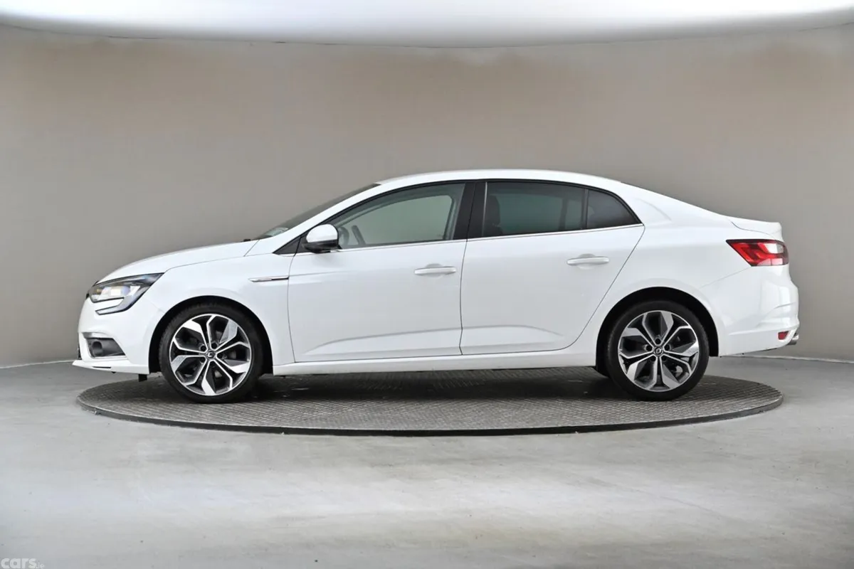 Renault Megane Saloon, Diesel, 2018, White