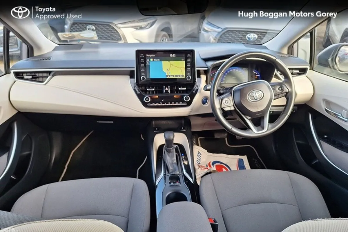 Toyota Corolla Saloon, Petrol Hybrid, 2022, Grey