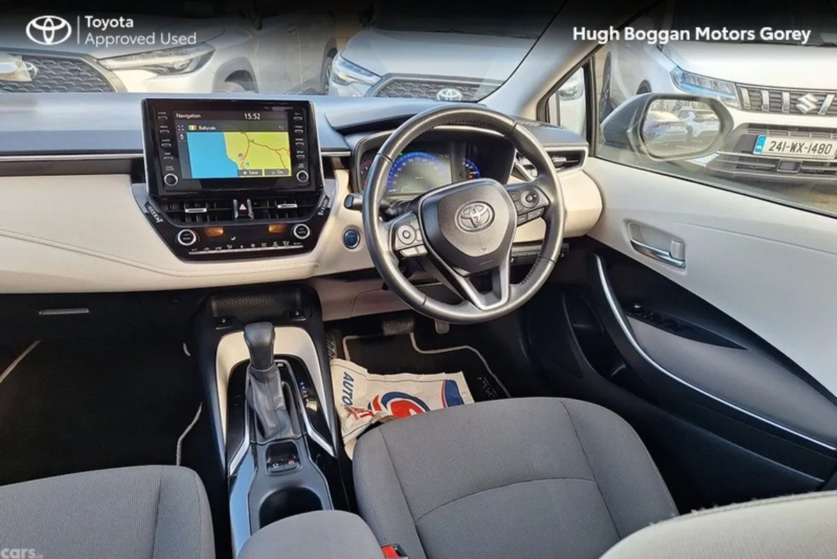 Toyota Corolla Saloon, Petrol Hybrid, 2022, Grey