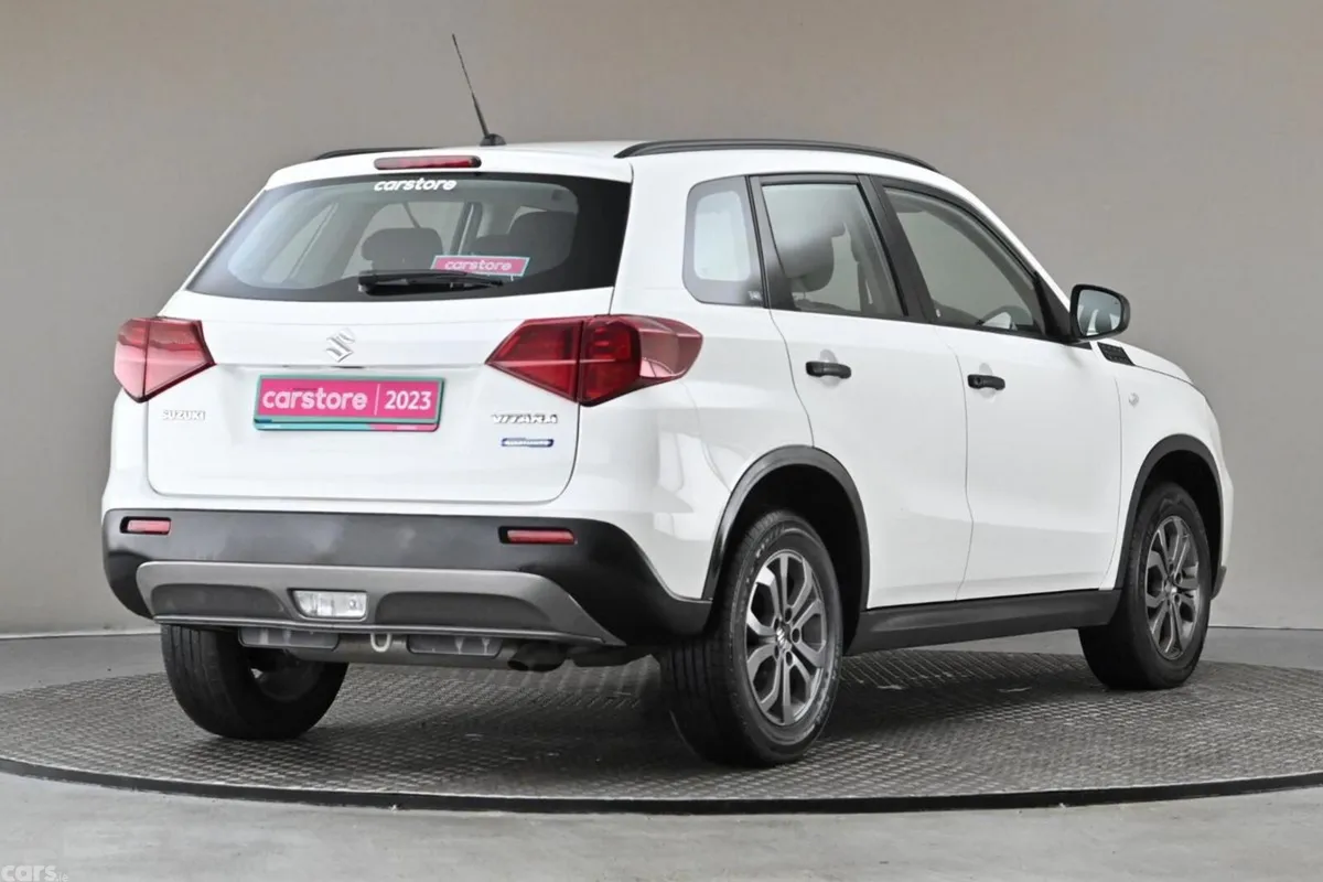 Suzuki Vitara SUV, Petrol Hybrid, 2023, White