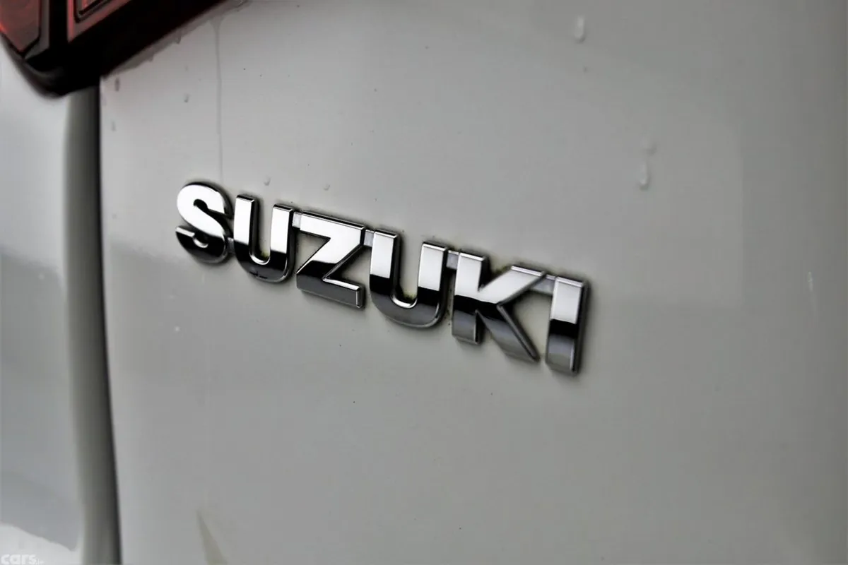 Suzuki Vitara SUV, Petrol Hybrid, 2023, White
