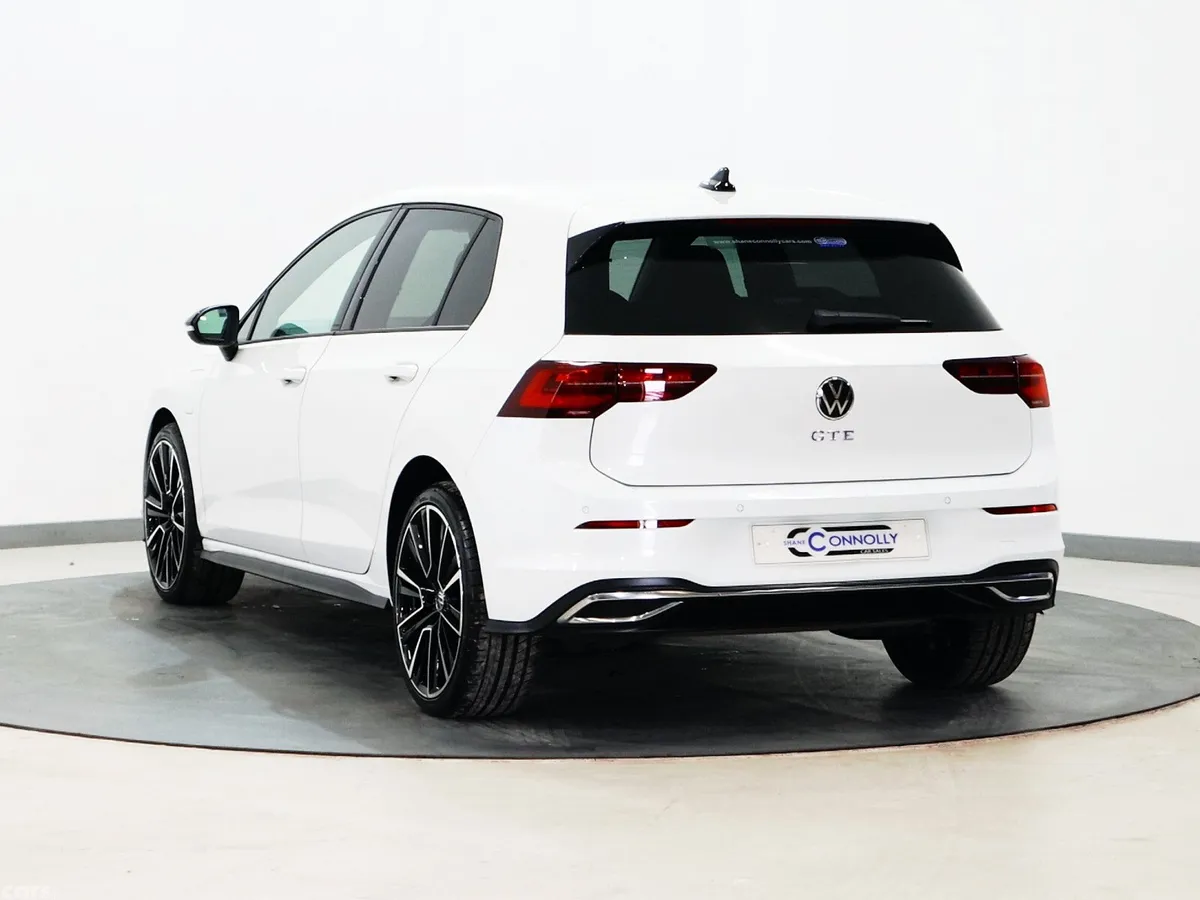Volkswagen Golf Hatchback, Petrol Hybrid, 2023, White