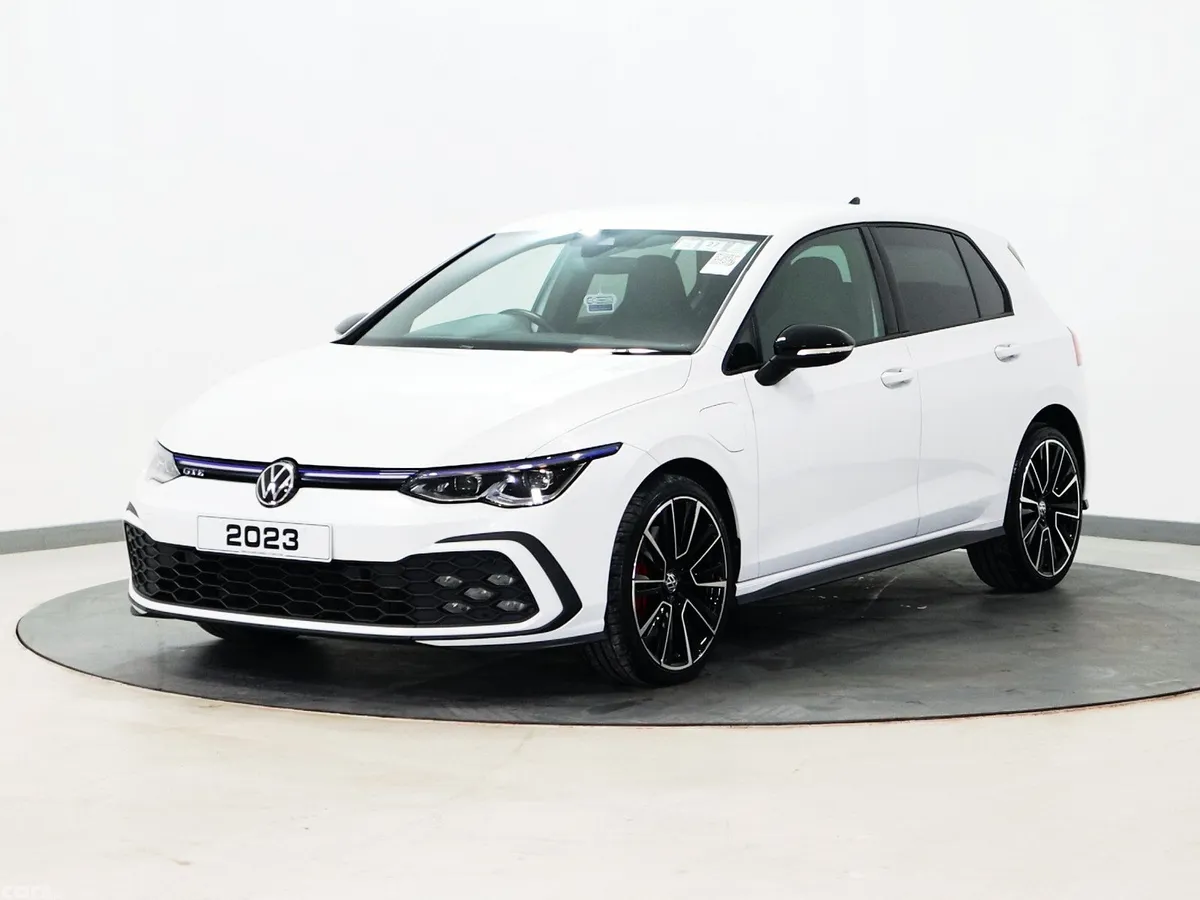 Volkswagen Golf Hatchback, Petrol Hybrid, 2023, White