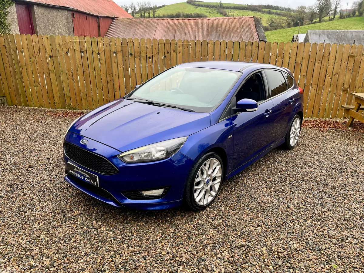 Ford Focus Hatchback, Petrol, 2018, Blue