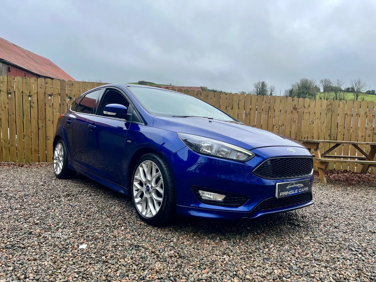 Ford Focus Hatchback, Petrol, 2018, Blue