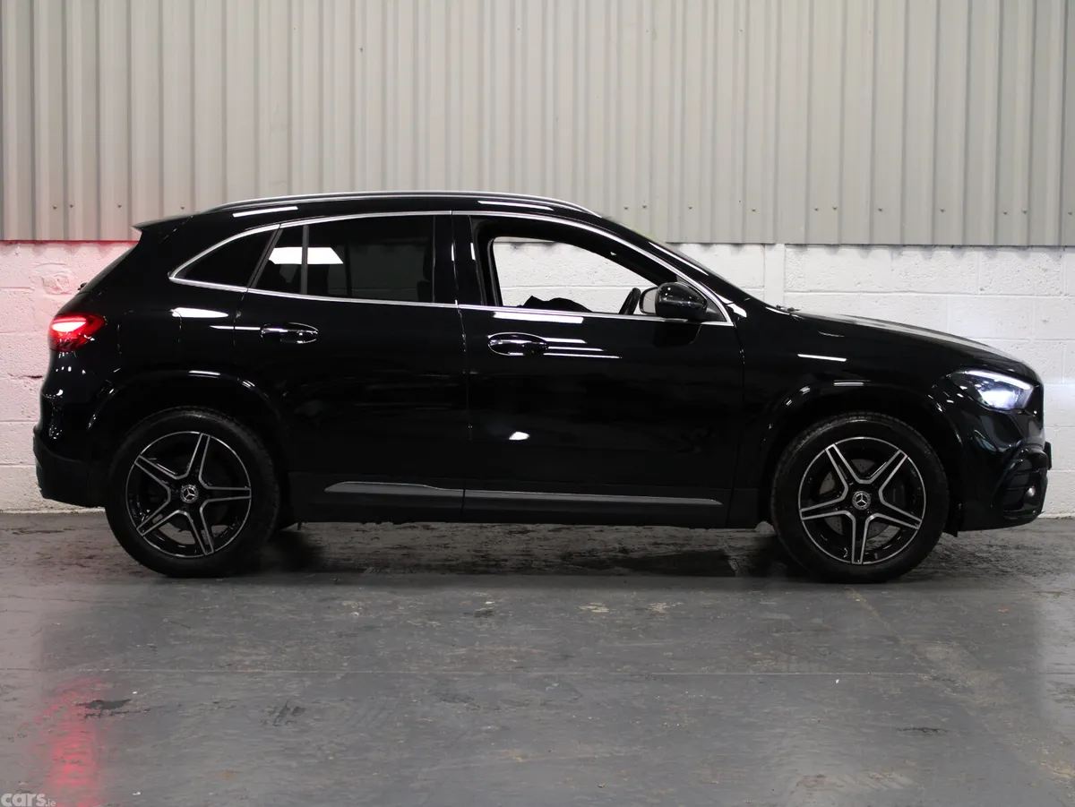 Mercedes-Benz GLA SUV, Petrol Hybrid, 2024, Black