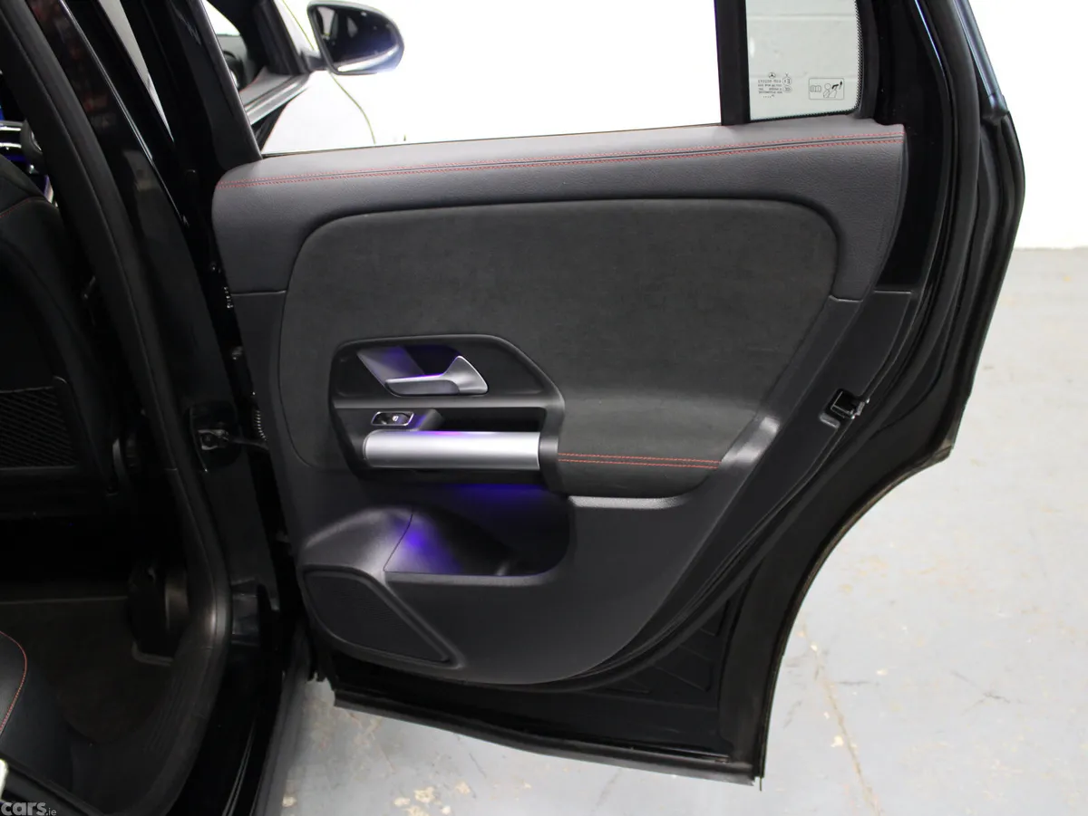 Mercedes-Benz GLA SUV, Petrol Hybrid, 2024, Black