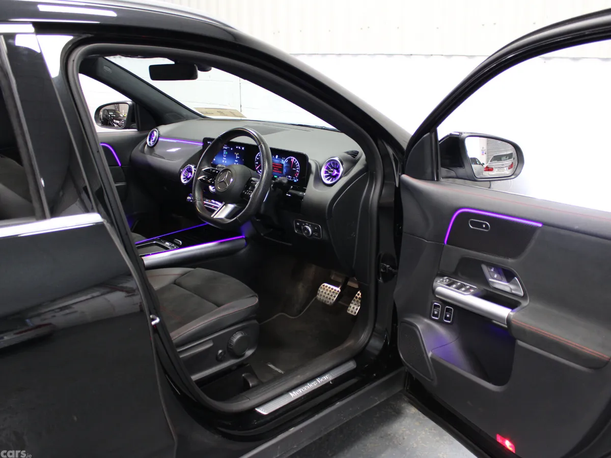 Mercedes-Benz GLA SUV, Petrol Hybrid, 2024, Black