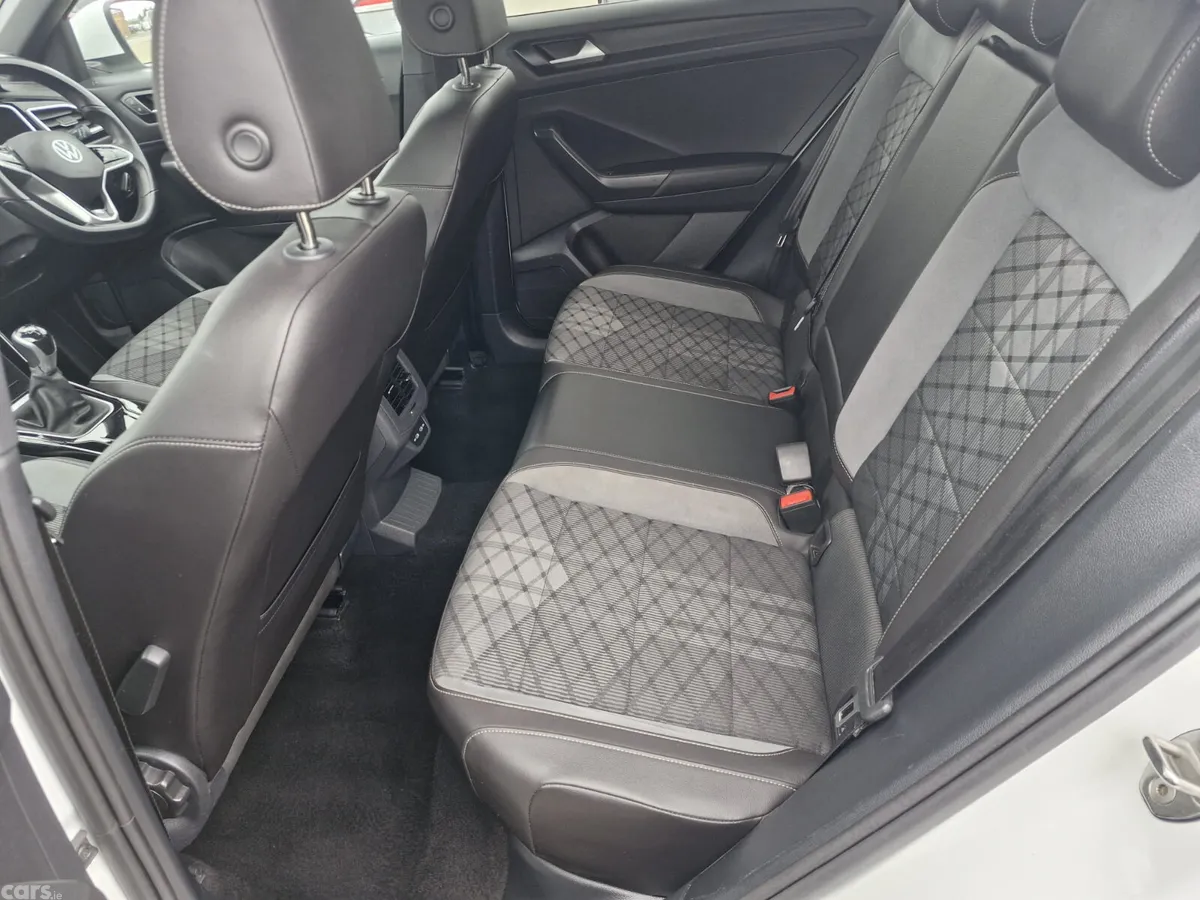 Volkswagen T-Roc SUV, Petrol, 2022, White