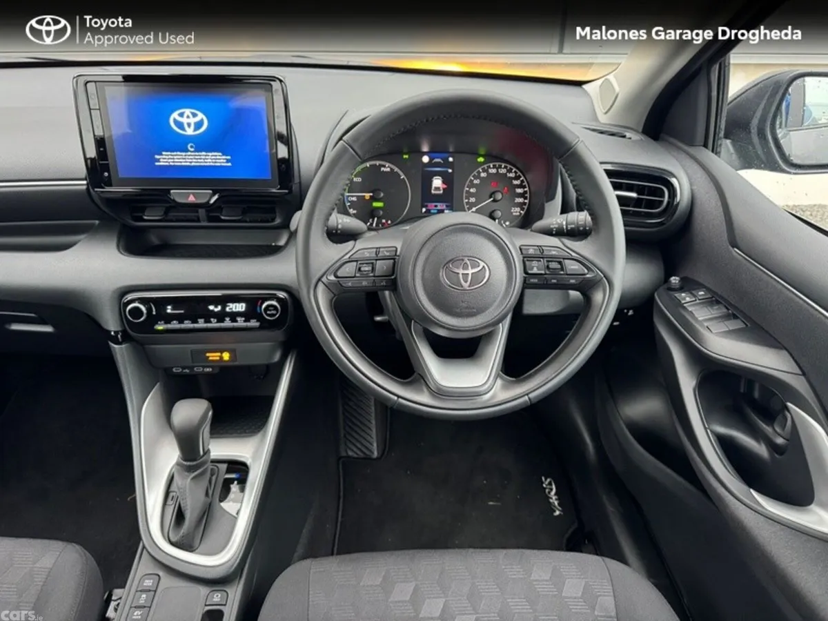 Toyota Yaris Hatchback, Petrol Hybrid, 2025, Grey