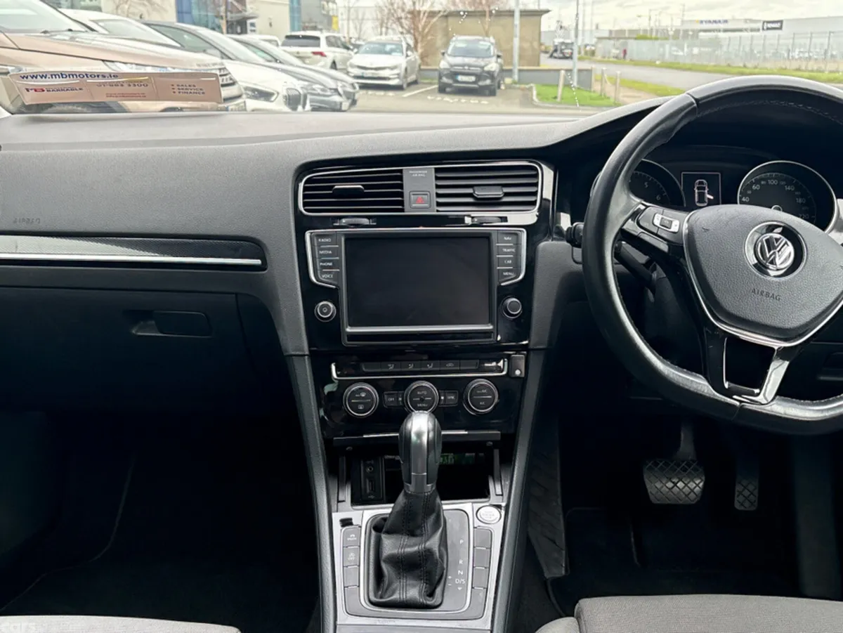 Volkswagen Golf Hatchback, Petrol, 2016, Silver