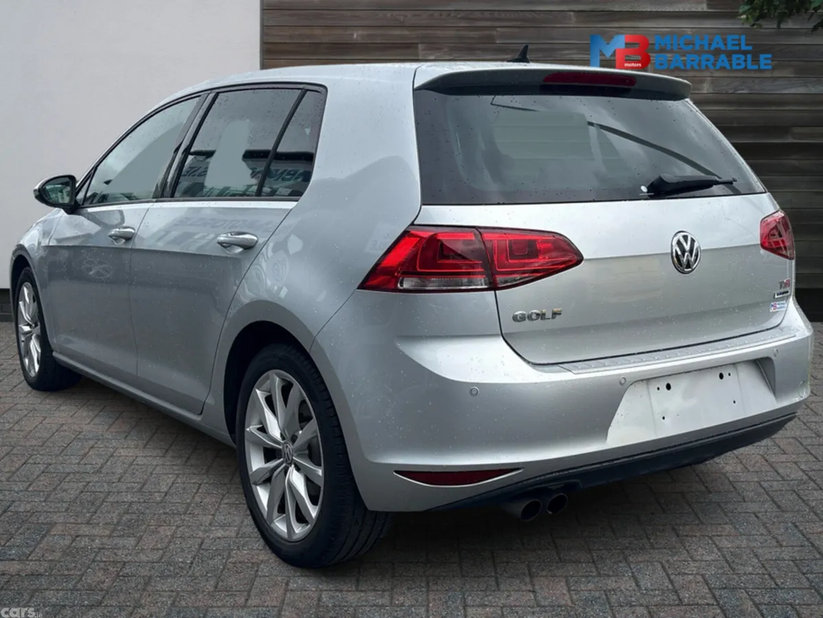 Volkswagen Golf Hatchback, Petrol, 2016, Silver