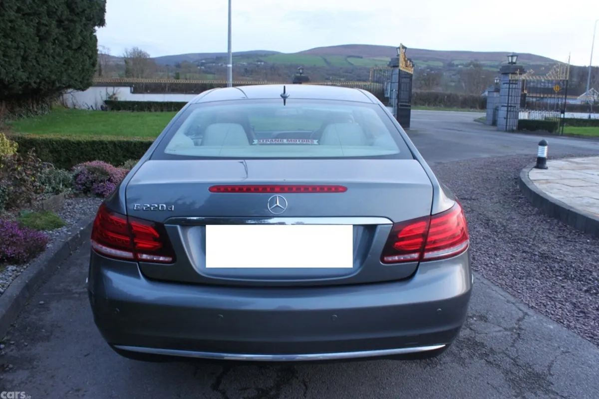 Mercedes-Benz E-Class Coupe, Diesel, 2016, Grey