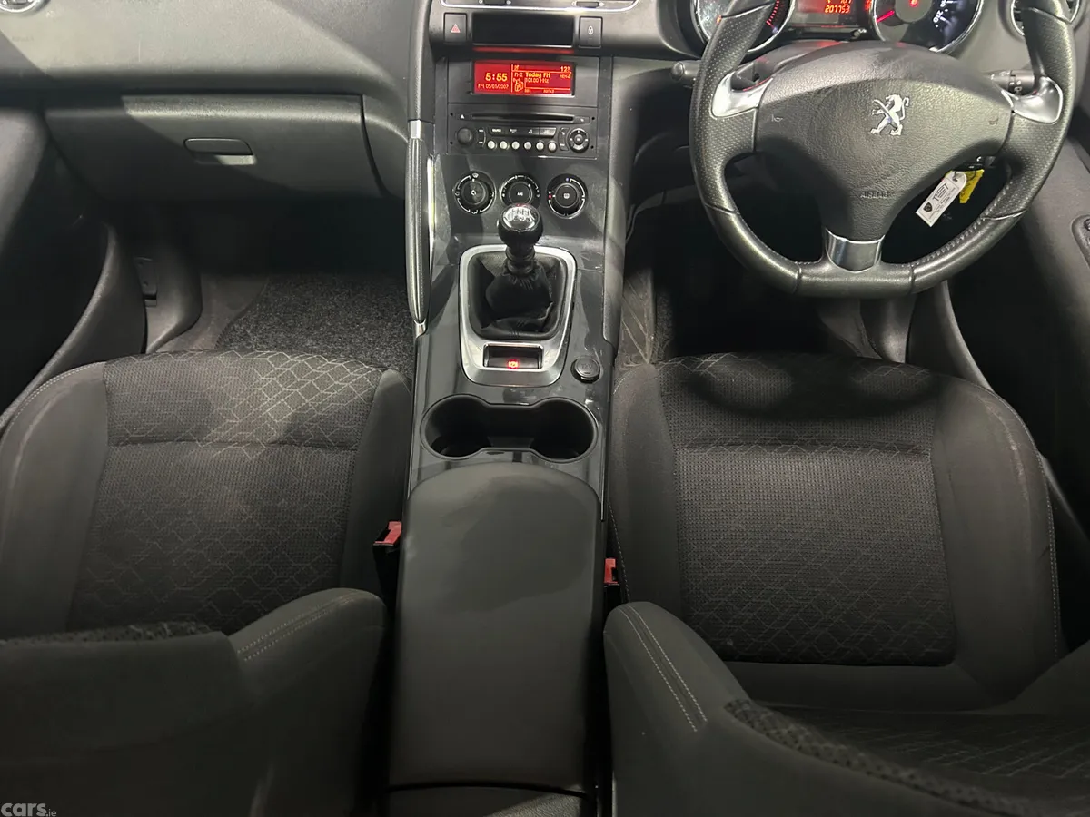 Peugeot 3008 SUV, Diesel, 2015, Grey
