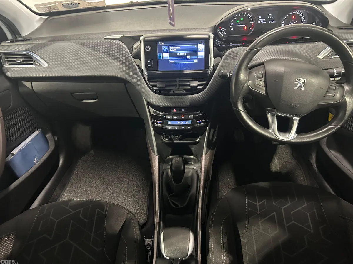 Peugeot 2008 SUV, Petrol, 2015, White