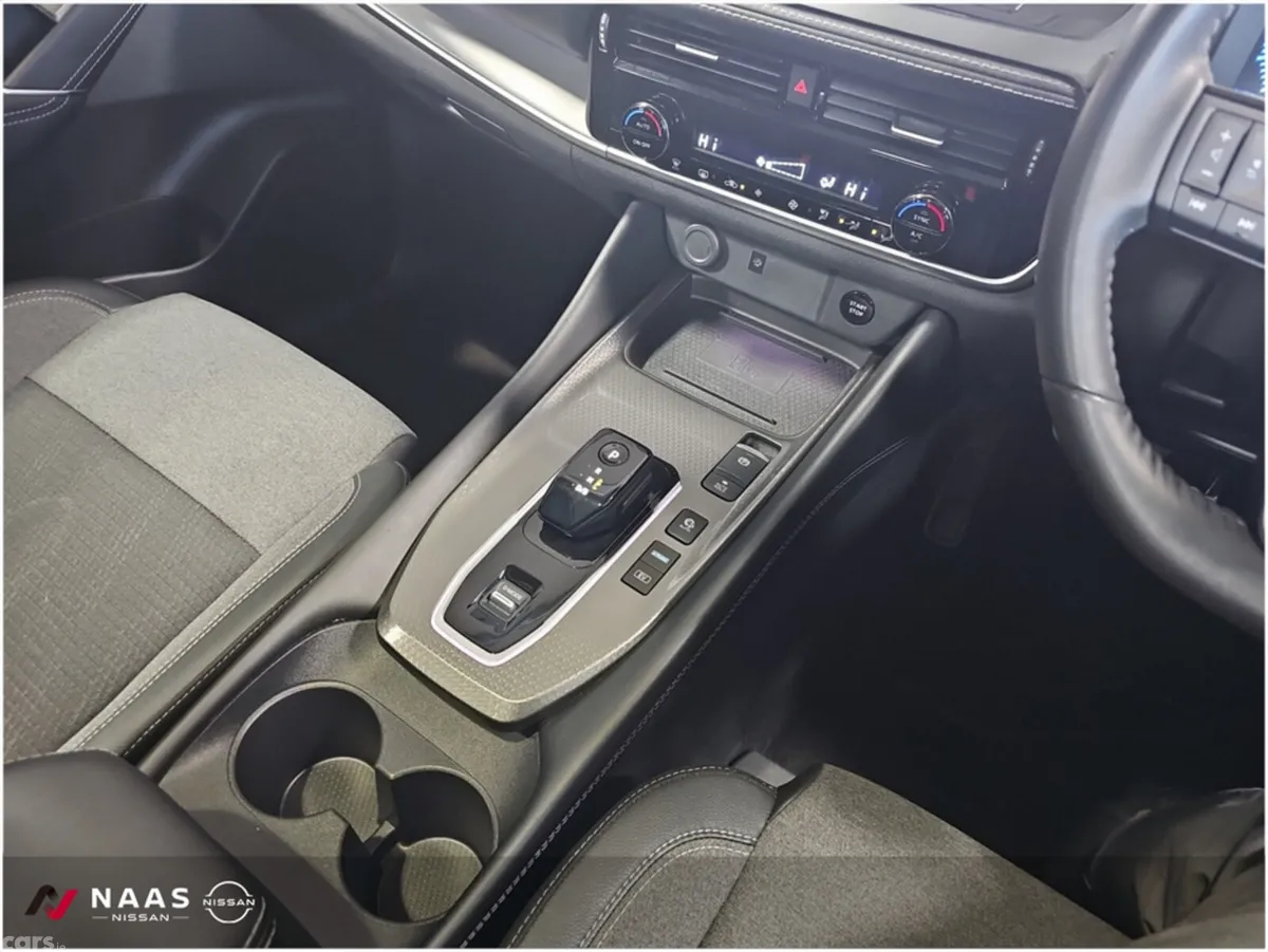 Nissan Qashqai MPV, Petrol Hybrid, 2025, Grey