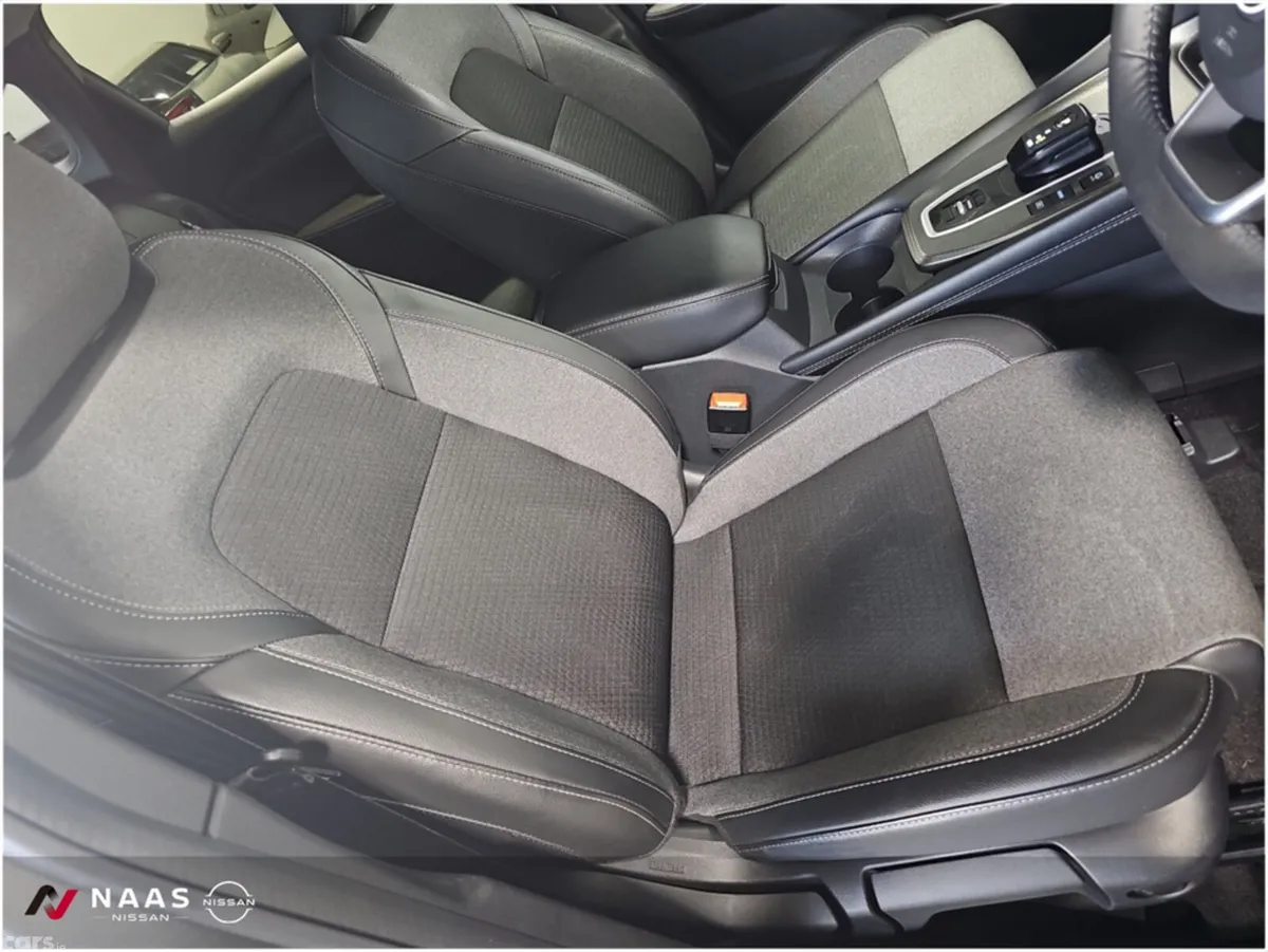 Nissan Qashqai MPV, Petrol Hybrid, 2025, Grey