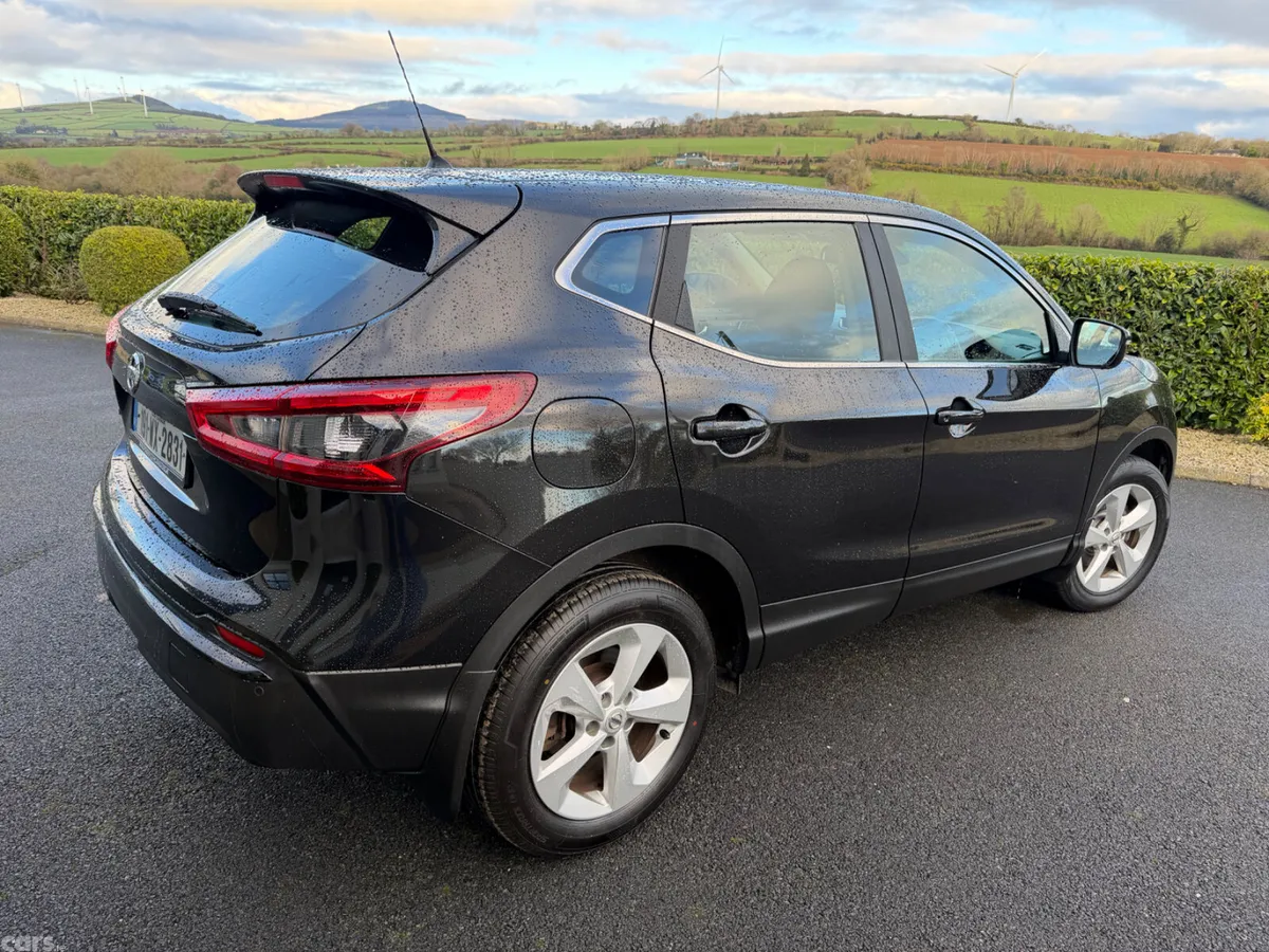 Nissan Qashqai Hatchback, Diesel, 2019, Black