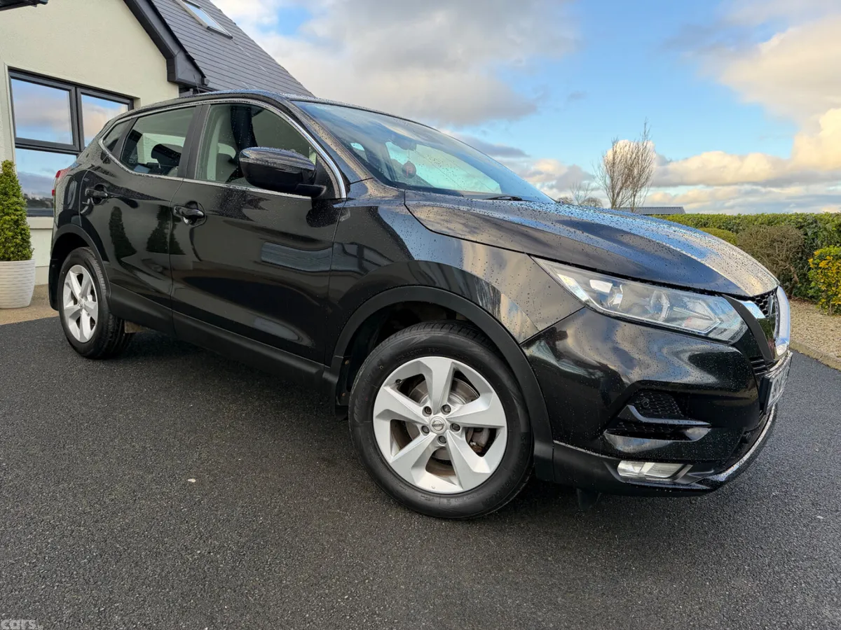 Nissan Qashqai Hatchback, Diesel, 2019, Black