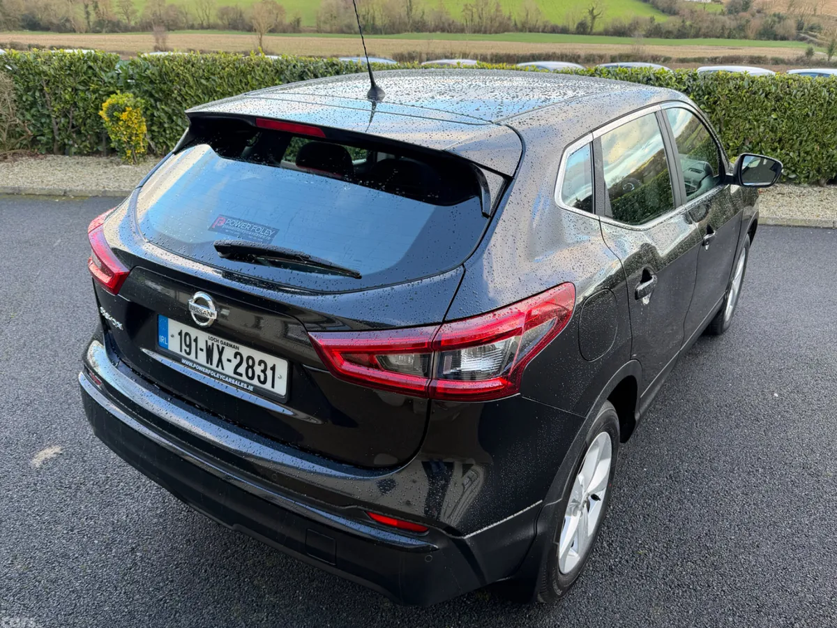 Nissan Qashqai Hatchback, Diesel, 2019, Black