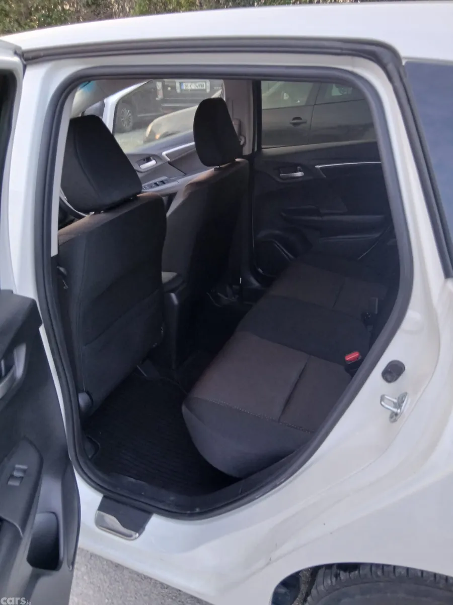 Honda Fit Hatchback, Petrol Hybrid, 2018, Silver